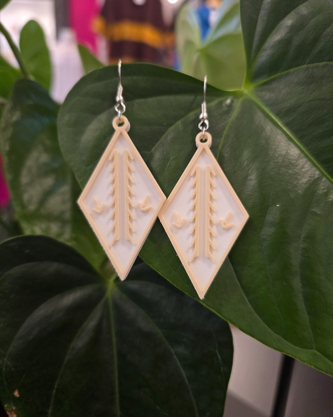 NZ Handcrafted Acrylic Earing - Diamond Drops